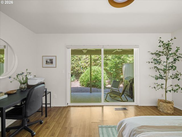 115 TOUCHSTONE Ter, Lake Oswego, OR 97035