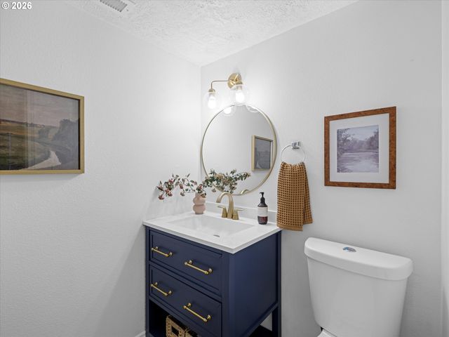 115 TOUCHSTONE Ter, Lake Oswego, OR 97035