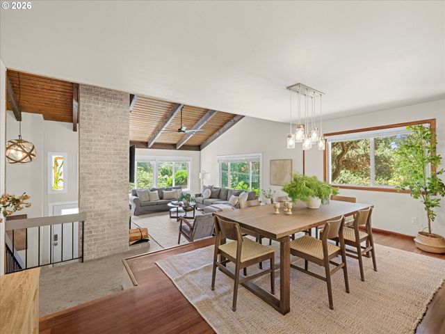 115 TOUCHSTONE Ter, Lake Oswego, OR 97035