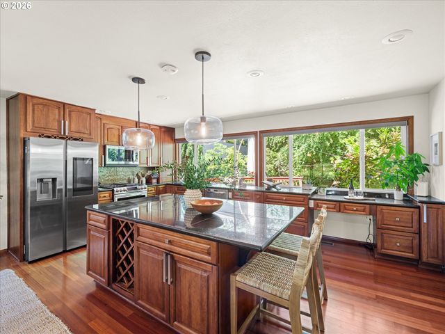 115 TOUCHSTONE Ter, Lake Oswego, OR 97035
