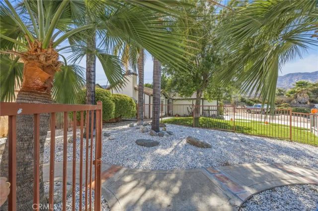 32970 Winnepeg Pl, Lake Elsinore, CA 92530