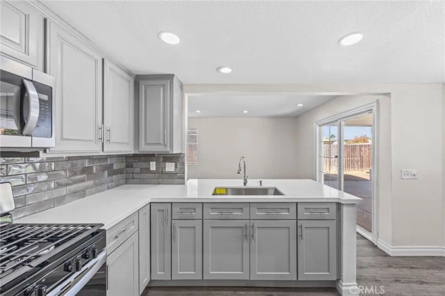 32970 Winnepeg Pl, Lake Elsinore, CA 92530