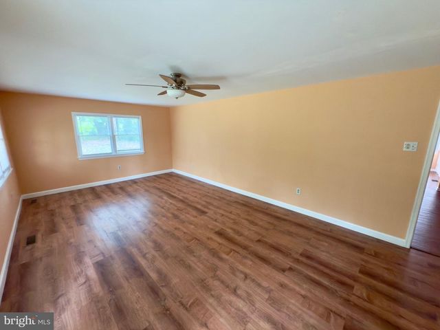 2664 WARRENTON RD, Fredericksburg, VA 22406