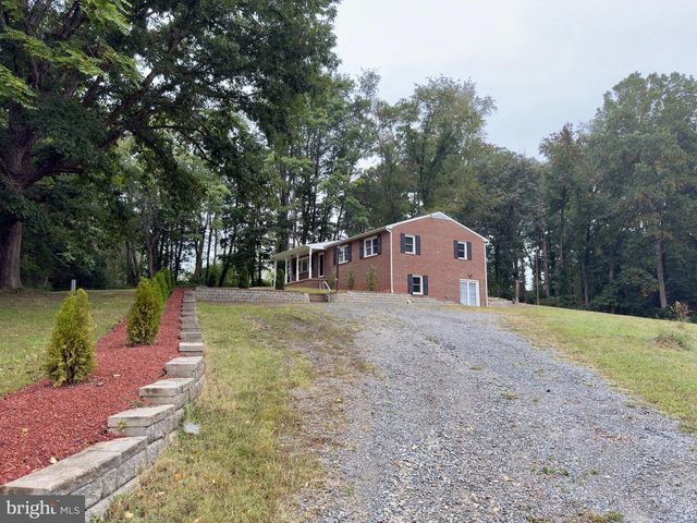 2664 WARRENTON RD, Fredericksburg, VA 22406