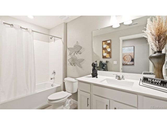 13928 Garnet Dr, Mead, CO 80504