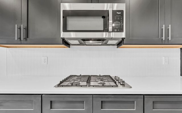 105 Sweet Clover Ct, Clarksville, TN 37040