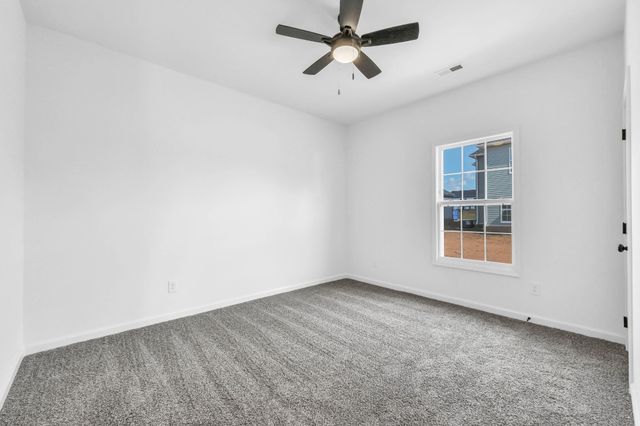 105 Sweet Clover Ct, Clarksville, TN 37040