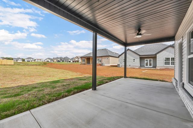 105 Sweet Clover Ct, Clarksville, TN 37040