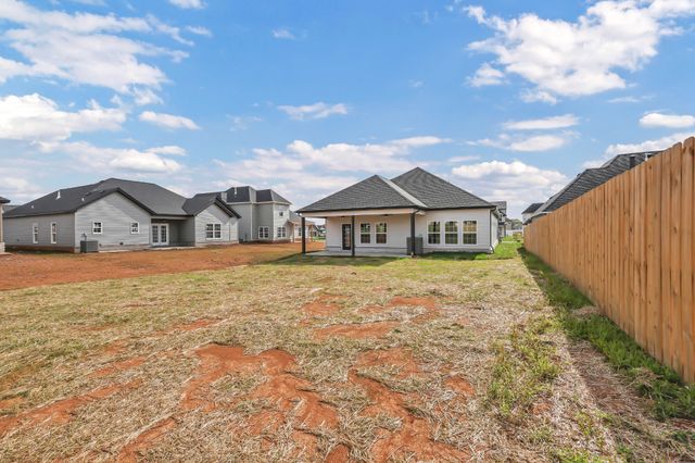 105 Sweet Clover Ct, Clarksville, TN 37040