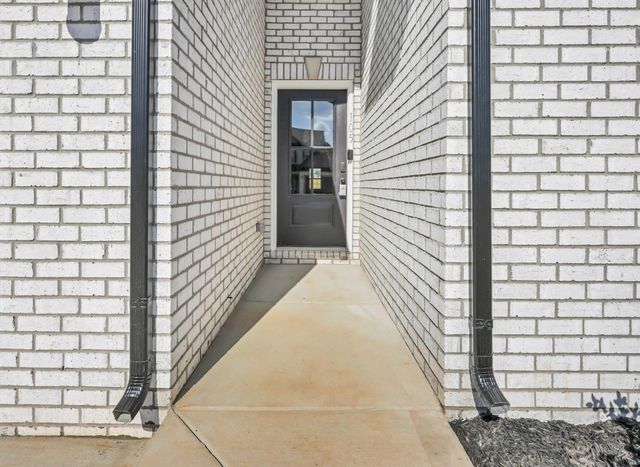 105 Sweet Clover Ct, Clarksville, TN 37040