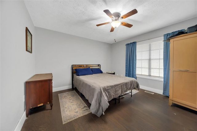 1850 Coachman Cove, Snellville, GA 30078