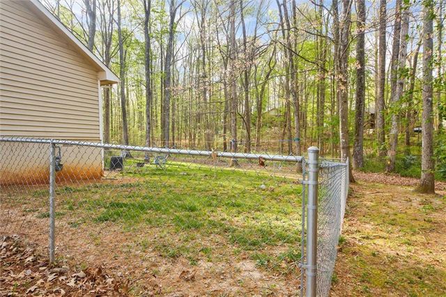 1850 Coachman Cove, Snellville, GA 30078