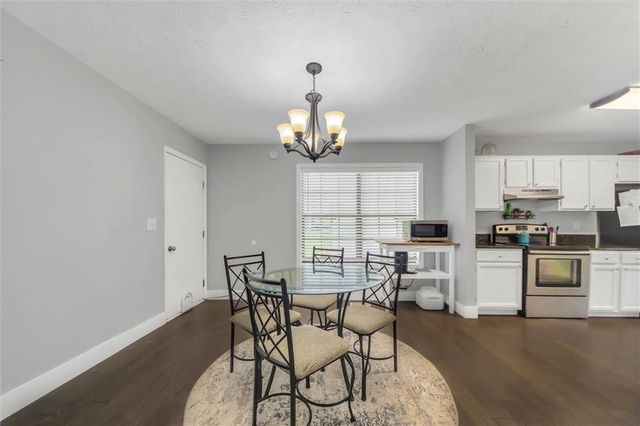 1850 Coachman Cove, Snellville, GA 30078