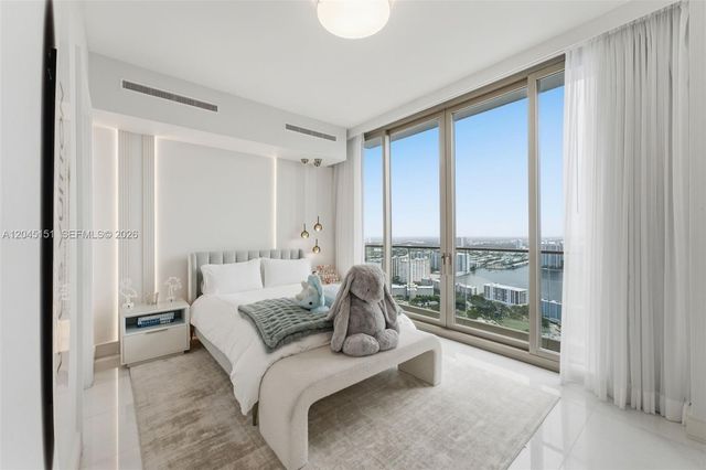 17901 Collins Avenue 3906, Sunny Isles Beach, FL 33160