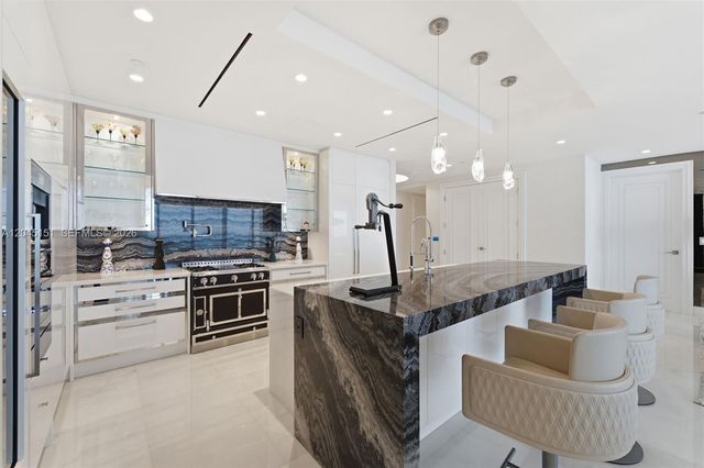 17901 Collins Avenue 3906, Sunny Isles Beach, FL 33160
