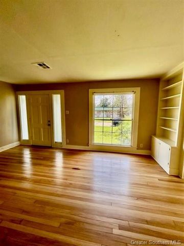 2316 Dietz Street, Lake Charles, LA 70601