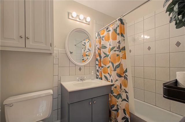 1404 E 108TH Street, Kansas City, MO 64131