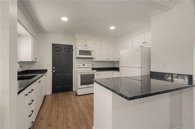 1404 E 108TH Street, Kansas City, MO 64131