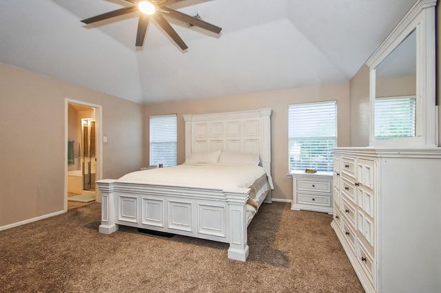 201 Carmicheal Court, League City, TX 77573