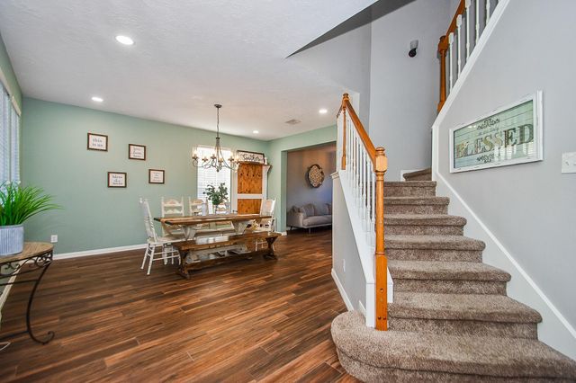 201 Carmicheal Court, League City, TX 77573