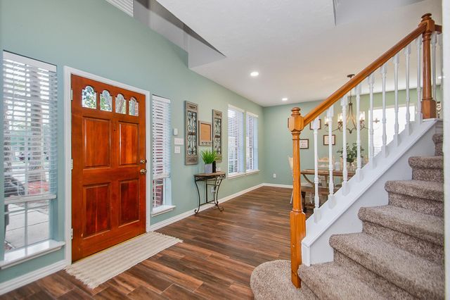 201 Carmicheal Court, League City, TX 77573