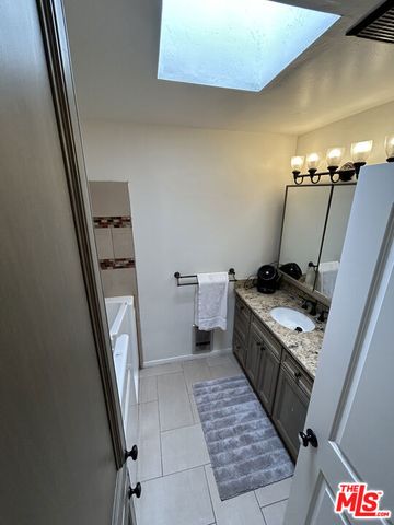 14003 S Nestor Avenue, Compton, CA 90222