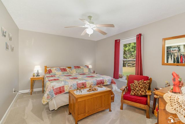 10339 E Forest Way, Roscommon, MI 48653