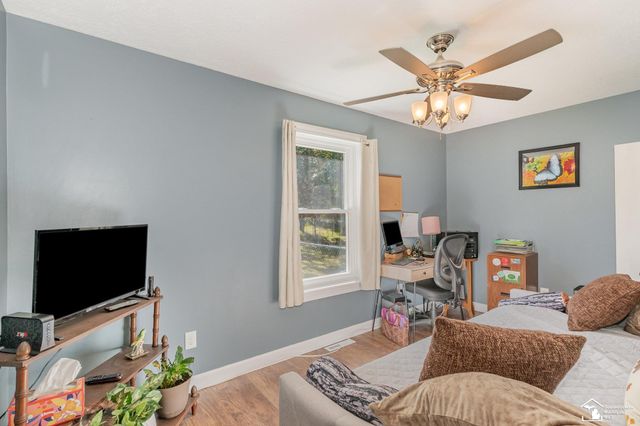 10339 E Forest Way, Roscommon, MI 48653