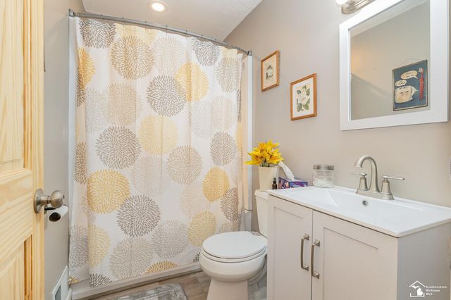 10339 E Forest Way, Roscommon, MI 48653