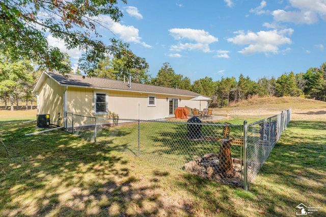 10339 E Forest Way, Roscommon, MI 48653