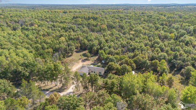 10339 E Forest Way, Roscommon, MI 48653