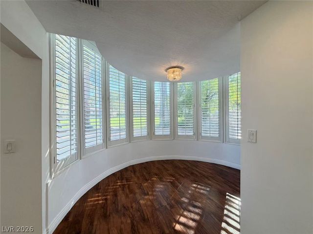 3174 Bel Air Drive, Las Vegas, NV 89109