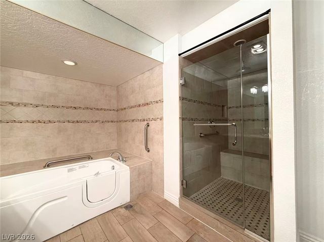 3174 Bel Air Drive, Las Vegas, NV 89109