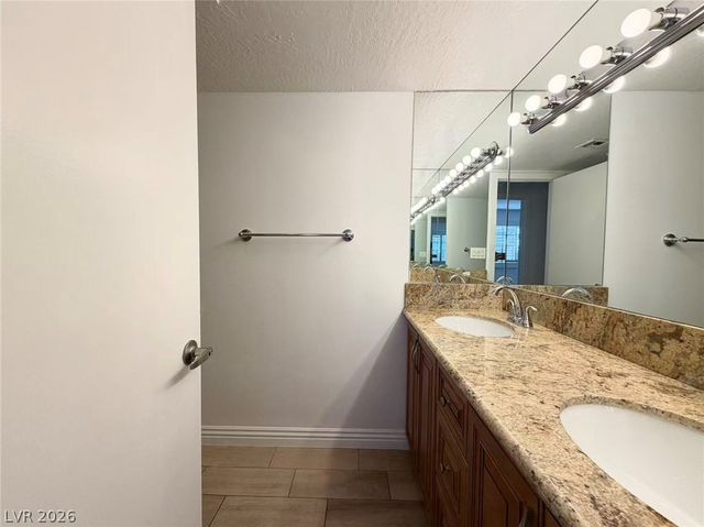 3174 Bel Air Drive, Las Vegas, NV 89109
