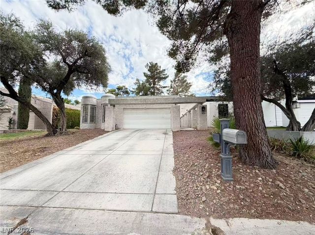 3174 Bel Air Drive, Las Vegas, NV 89109