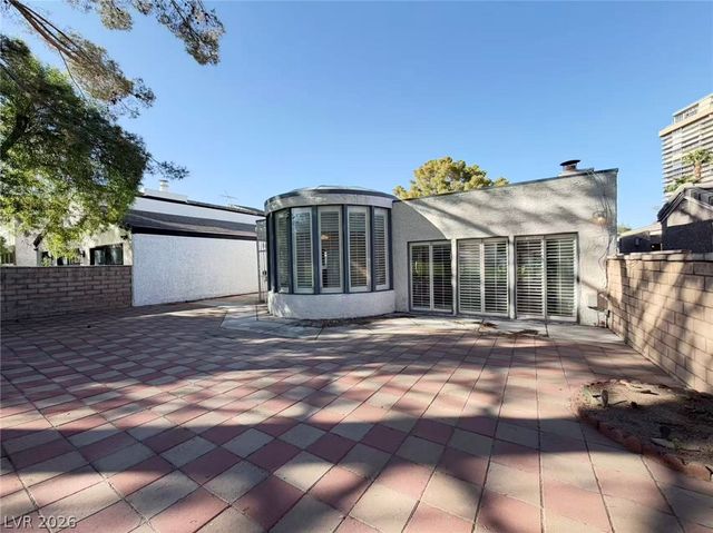 3174 Bel Air Drive, Las Vegas, NV 89109