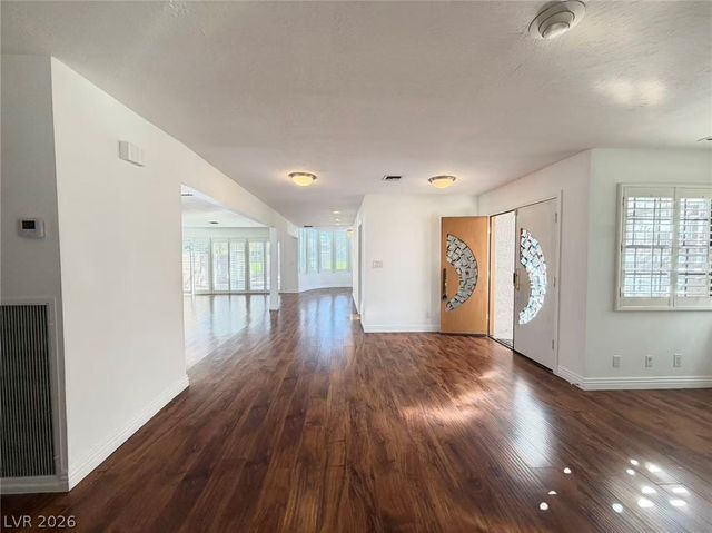 3174 Bel Air Drive, Las Vegas, NV 89109