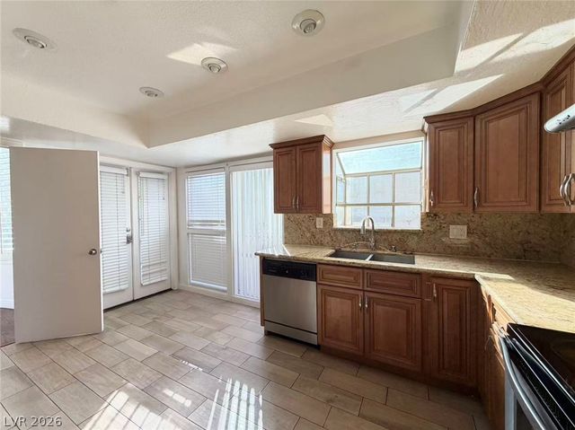 3174 Bel Air Drive, Las Vegas, NV 89109