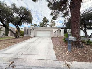 3174 Bel Air Drive, Las Vegas, NV 89109