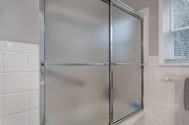 2524 S Kickapoo Avenue, Springfield, MO 65804