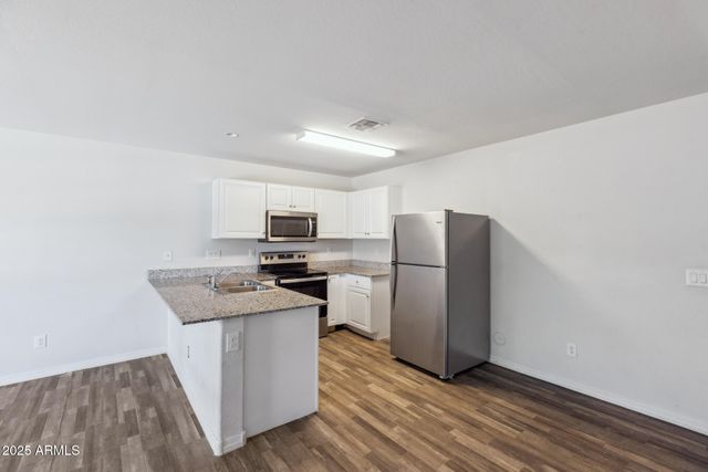 135 E WATSON Place, Casa Grande, AZ 85122