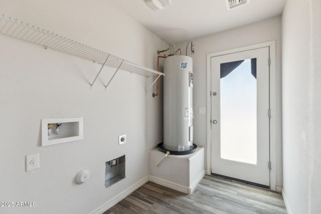 135 E WATSON Place, Casa Grande, AZ 85122