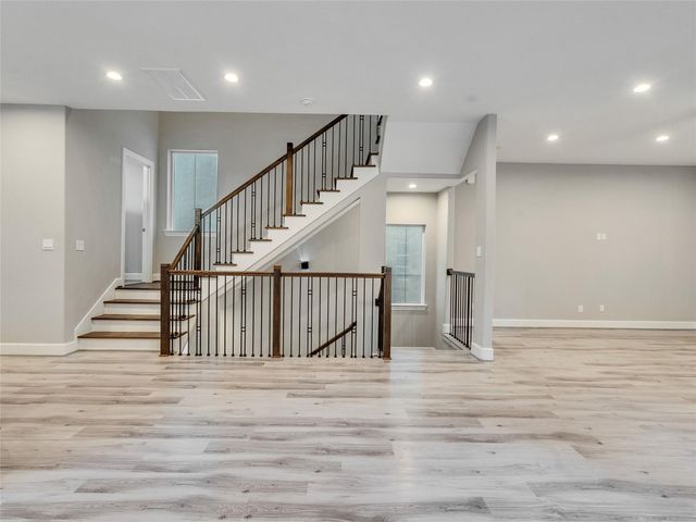 1122 W 16th Street C, Houston, TX 77008