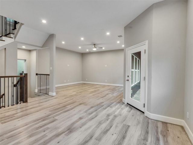 1122 W 16th Street C, Houston, TX 77008