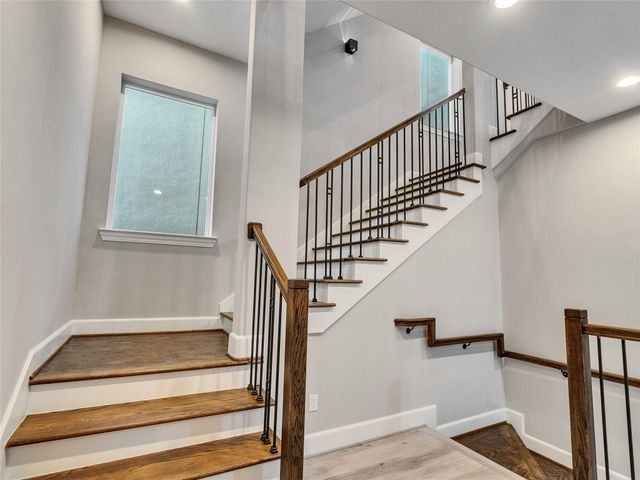 1122 W 16th Street C, Houston, TX 77008