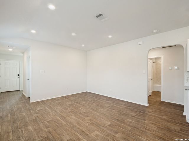 3203 Onion Creek, San Antonio, TX 78245
