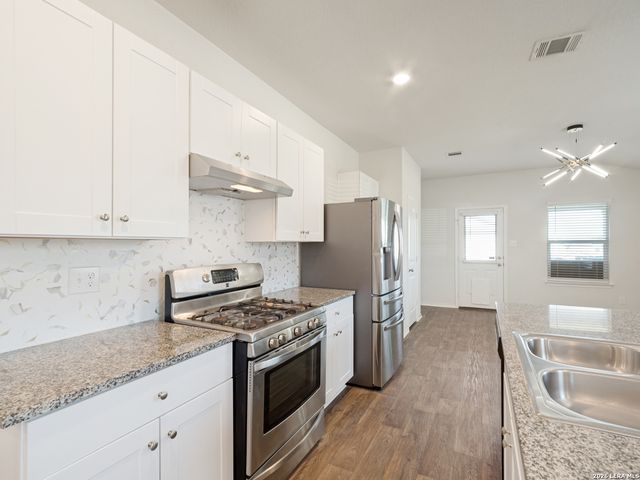3203 Onion Creek, San Antonio, TX 78245