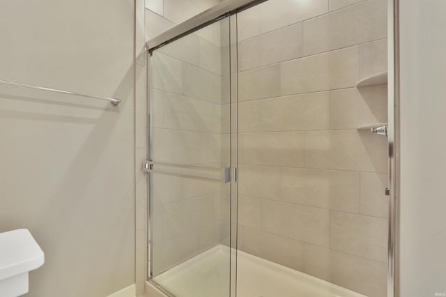 4853 Jackson Drive, Newburgh, IN 47630