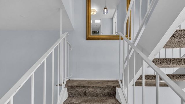 266 E Via Escuela G, Palm Springs, CA 92262
