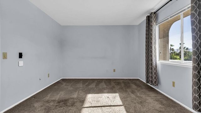 266 E Via Escuela G, Palm Springs, CA 92262